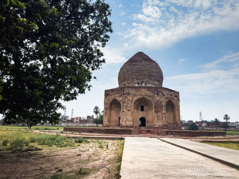 Tomb of Asif Jah